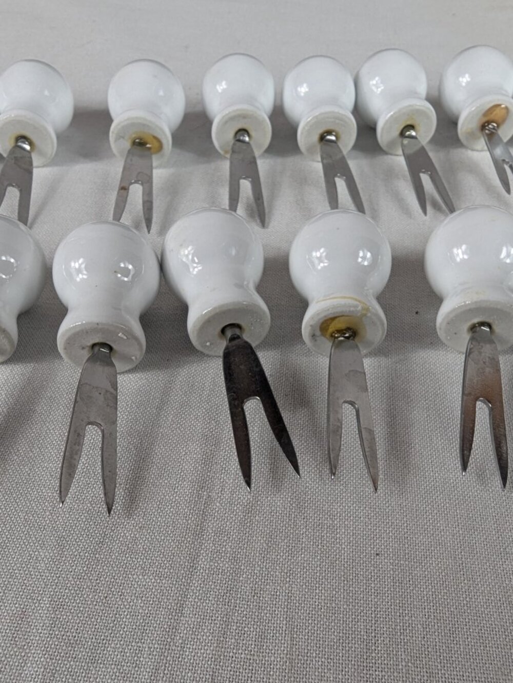 Vintage Porcelain Corn Cob Holders Hors d'oeuvres Appetizers Cheese Picks - 16 - Picture 5 of 8